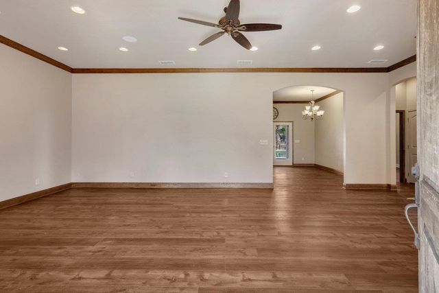 2232 N US HWY 59, Carthage, TX 75633