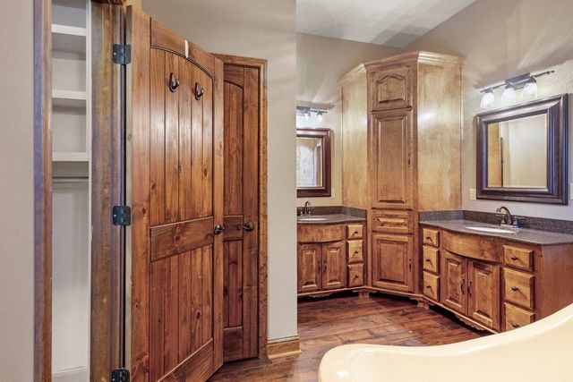 2232 N US HWY 59, Carthage, TX 75633