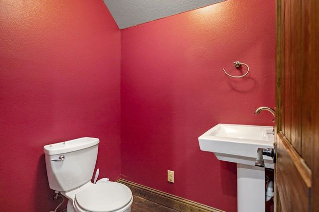 2232 N US HWY 59, Carthage, TX 75633