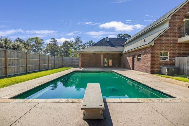 2232 N US HWY 59, Carthage, TX 75633