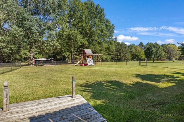 2232 N US HWY 59, Carthage, TX 75633