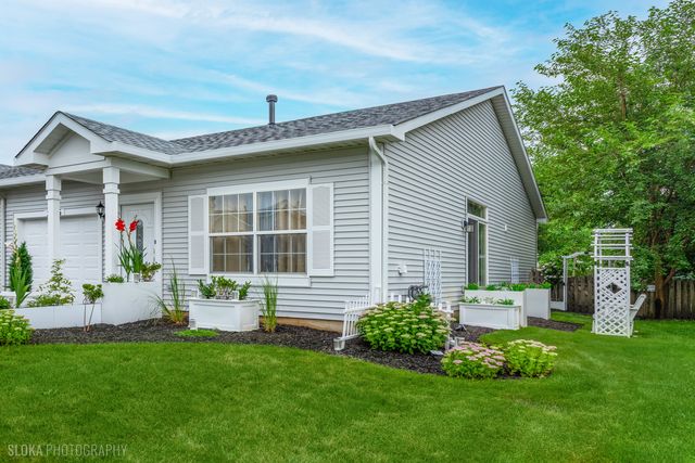 2246 Margaret Drive, Montgomery, IL 60538