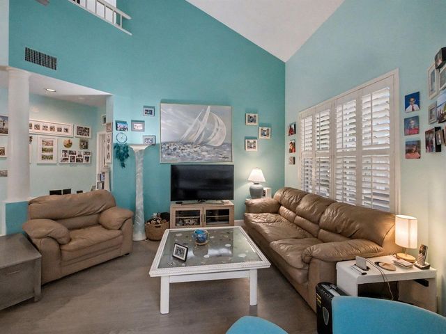 3012 Mainsail Circle, Jupiter, FL 33477