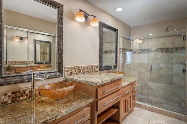 26105 Mcbean Pkwy Unit 64, Valencia, CA 91355