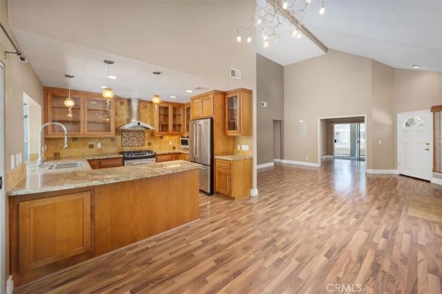 26105 Mcbean Pkwy Unit 64, Valencia, CA 91355