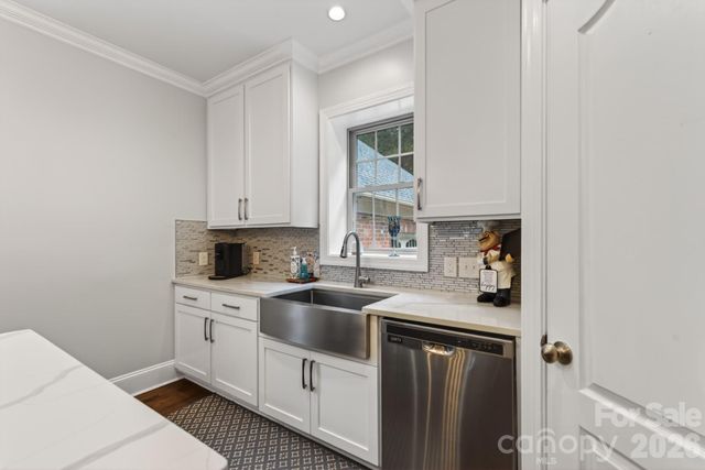 4618 Water Oak Drive, Lake Wylie, SC 29710
