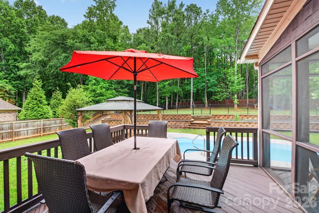 4618 Water Oak Drive, Lake Wylie, SC 29710
