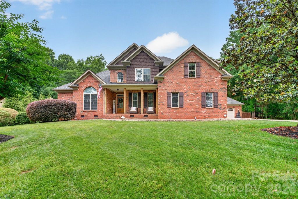 4618 Water Oak Drive, Lake Wylie, SC 29710