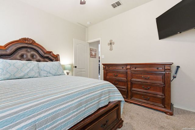 106 Lindseys Cv, San Antonio, TX 78258