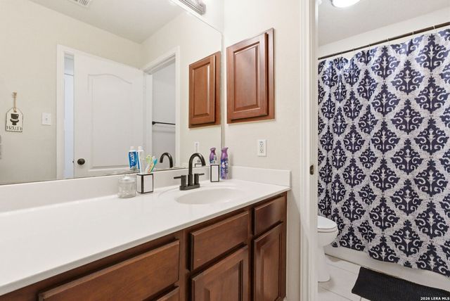 106 Lindseys Cv, San Antonio, TX 78258