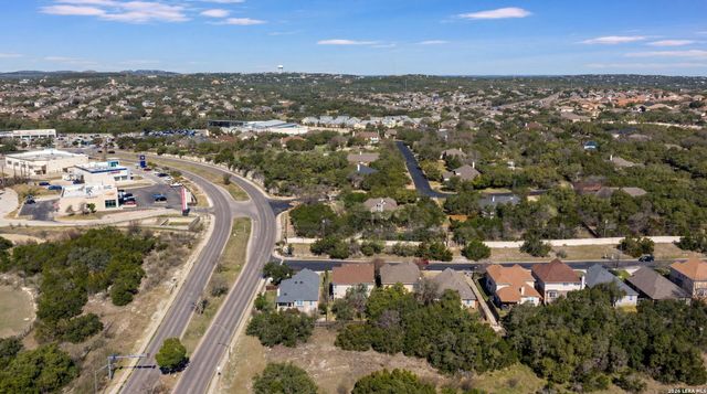 106 Lindseys Cv, San Antonio, TX 78258