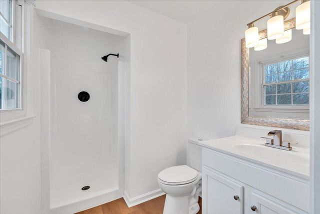 441 Aragona DR, Vinton, VA 24179