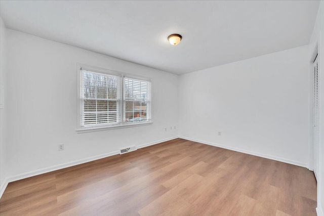 441 Aragona DR, Vinton, VA 24179