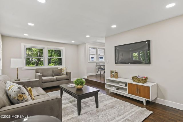 1585 Saint Ann Street, Scotch Plains, NJ 07076