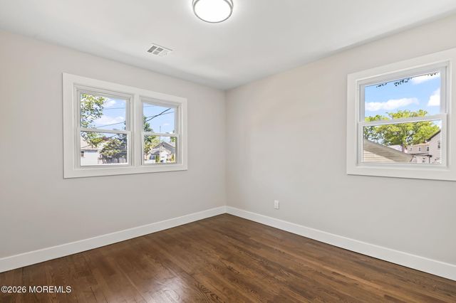 1585 Saint Ann Street, Scotch Plains, NJ 07076