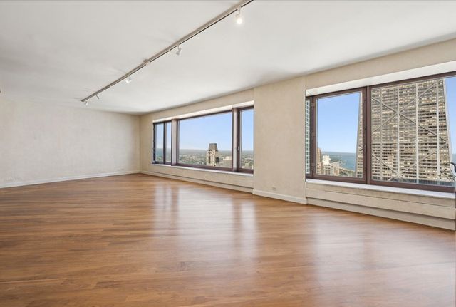 161 E Chicago Avenue 56H, Chicago, IL 60611