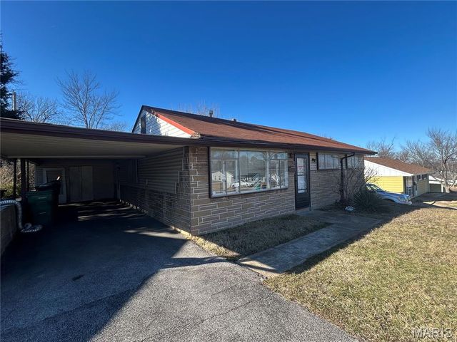 5547 Holborn Drive, St Louis, MO 63121