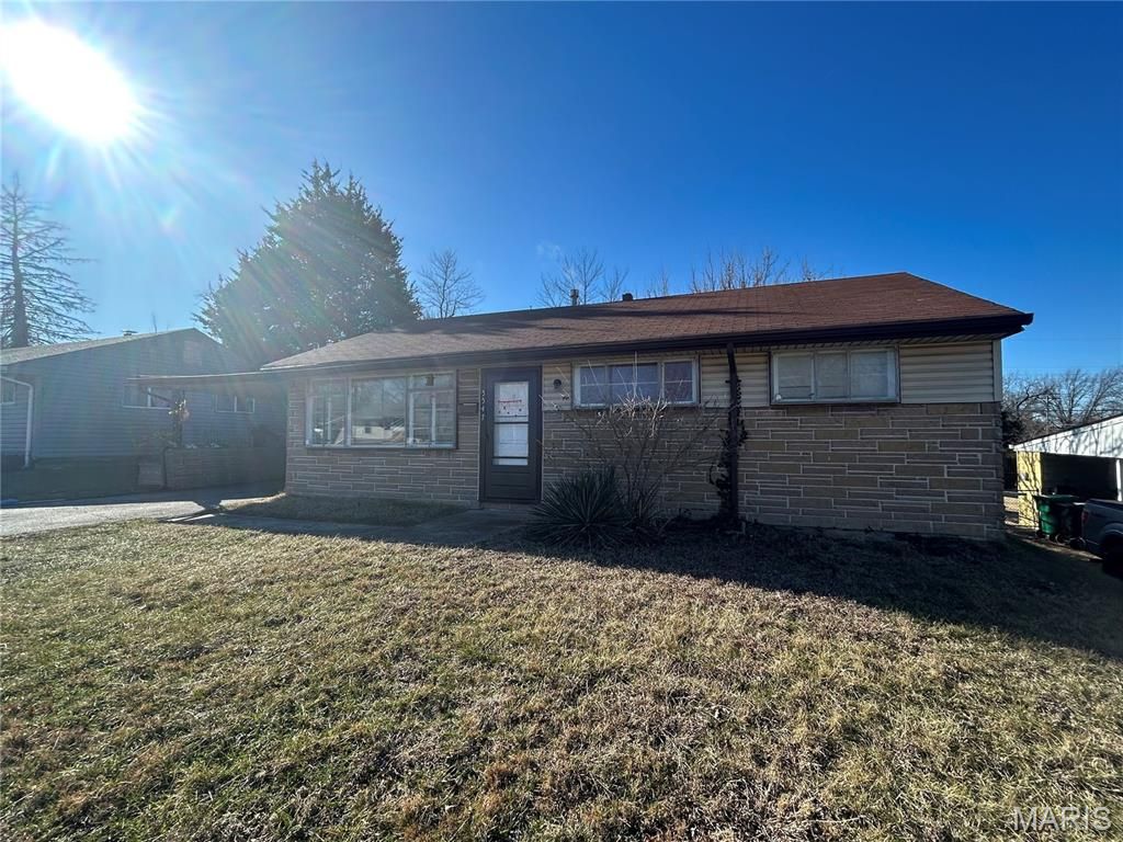 5547 Holborn Drive, St Louis, MO 63121