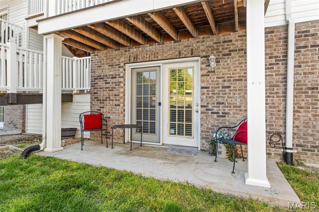 100 Towne Square Court B, Eureka, MO 63025