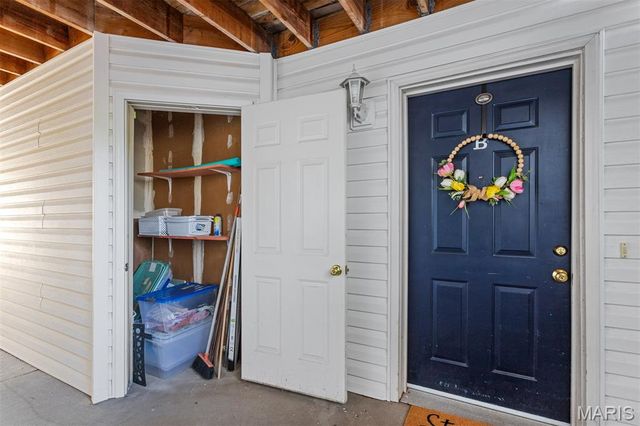 100 Towne Square Court B, Eureka, MO 63025