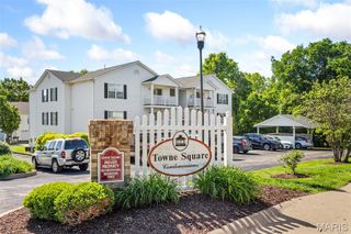100 Towne Square Court B, Eureka, MO 63025