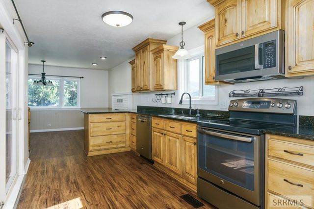 4964 Bannock Hwy, Pocatello, ID 83204