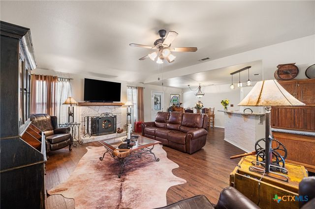 7914 Knowlton Road, San Antonio, TX 78263