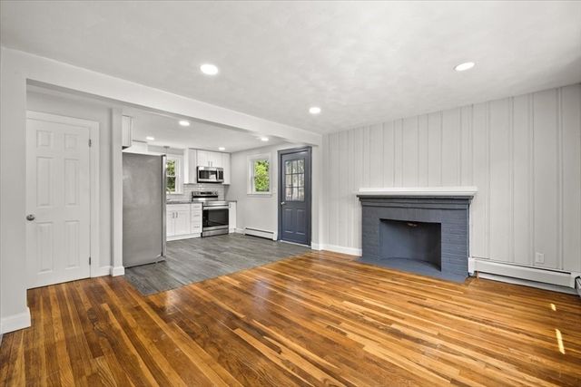 15 Boyden Drive, Foxboro, MA 02035