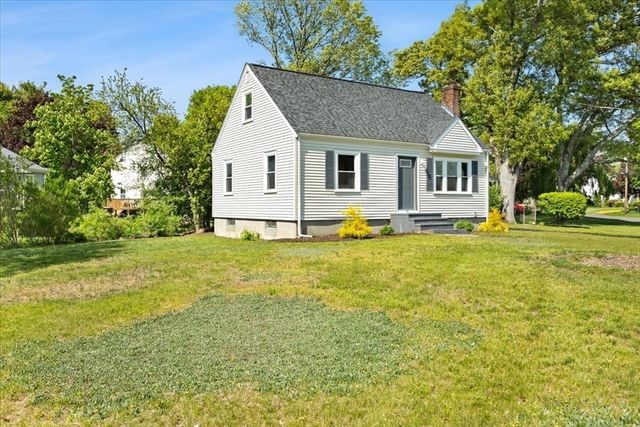 15 Boyden Drive, Foxboro, MA 02035