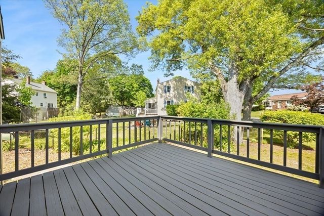 15 Boyden Drive, Foxboro, MA 02035
