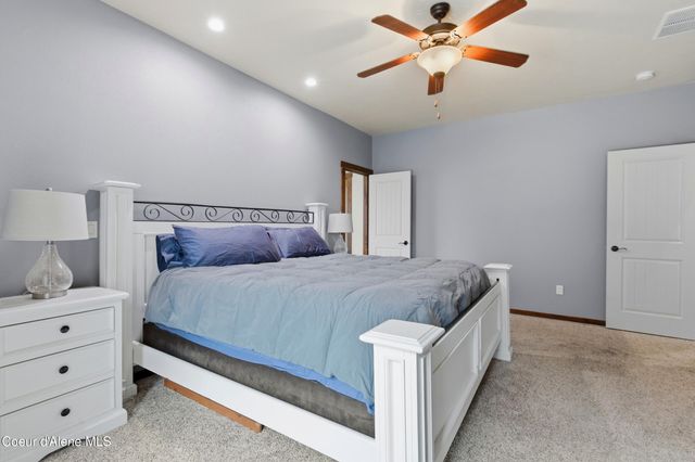 1176 W Watercress Ave, Post Falls, ID 83854