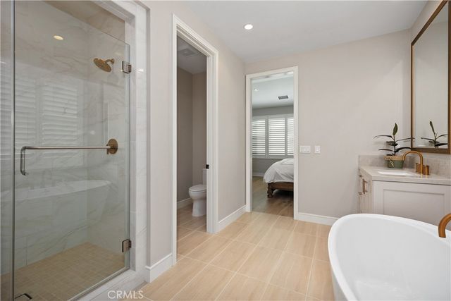142 Sabbia, Irvine, CA 92602