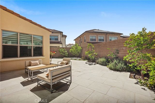 142 Sabbia, Irvine, CA 92602