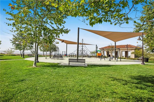 142 Sabbia, Irvine, CA 92602