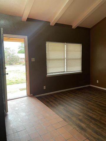 5424 45th Street, Lubbock, TX 79414