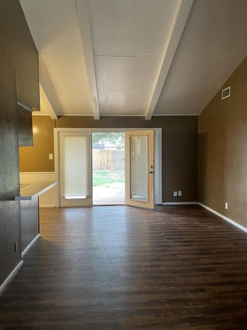 5424 45th Street, Lubbock, TX 79414