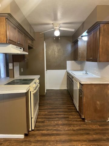 5424 45th Street, Lubbock, TX 79414