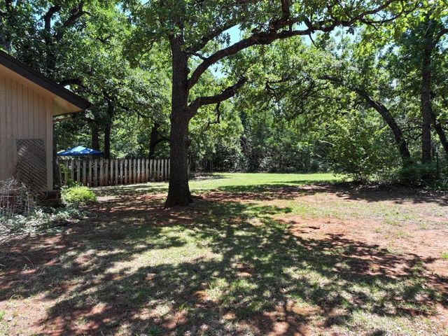 604 Dripping Springs Drive, Edmond, OK 73034