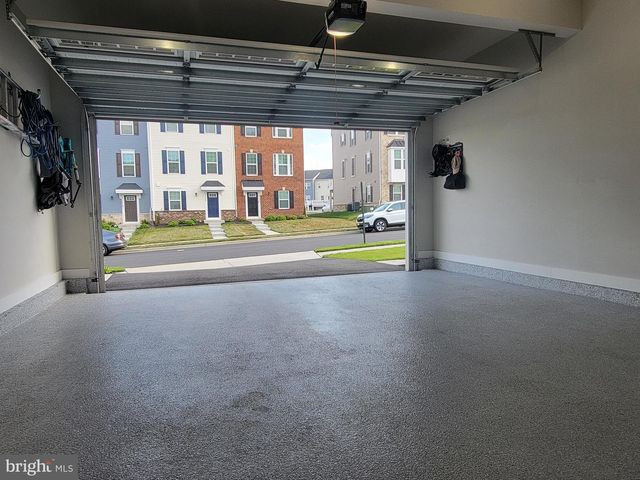 42356 NATCHEZ DR, Leesburg, VA 20175