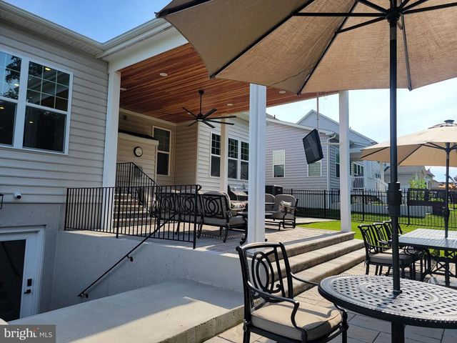42356 NATCHEZ DR, Leesburg, VA 20175