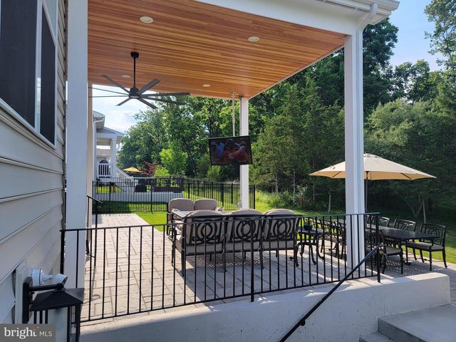 42356 NATCHEZ DR, Leesburg, VA 20175