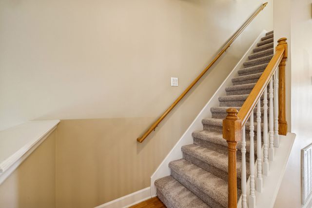 100 Carriage Ct, Brentwood, TN 37027