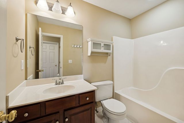 100 Carriage Ct, Brentwood, TN 37027