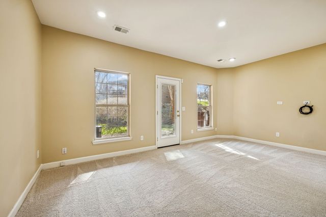 100 Carriage Ct, Brentwood, TN 37027