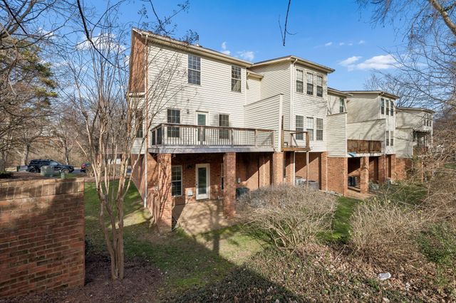 100 Carriage Ct, Brentwood, TN 37027