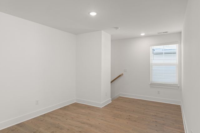 740 Caraway Ln, Nashville, TN 37211