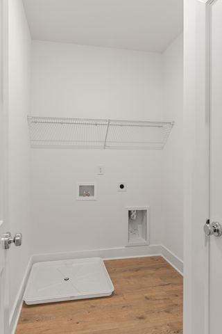 740 Caraway Ln, Nashville, TN 37211