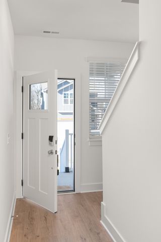 740 Caraway Ln, Nashville, TN 37211