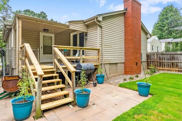 1600 Roseland Street, Greensboro, NC 27408