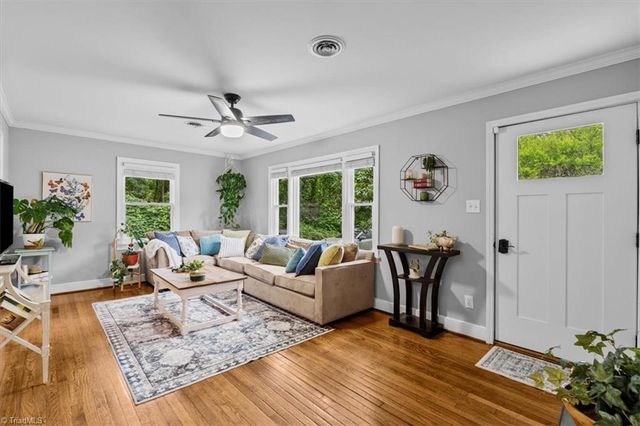 1600 Roseland Street, Greensboro, NC 27408